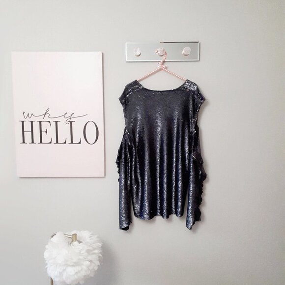 EUC IRO black & silver double faced sequin cold shoulder ruffle sleeve top - Picture 11 of 16